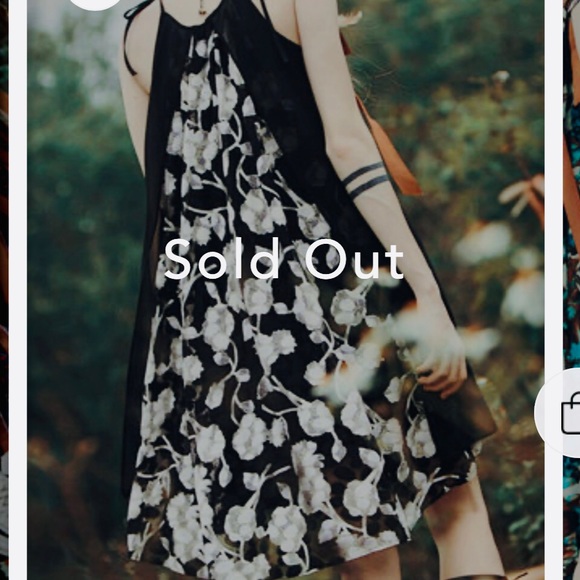 Black and white layer dress - Picture 2 of 7